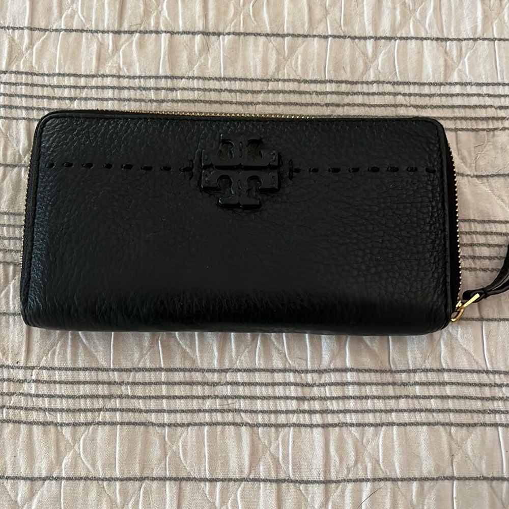 Tory Burch wallet